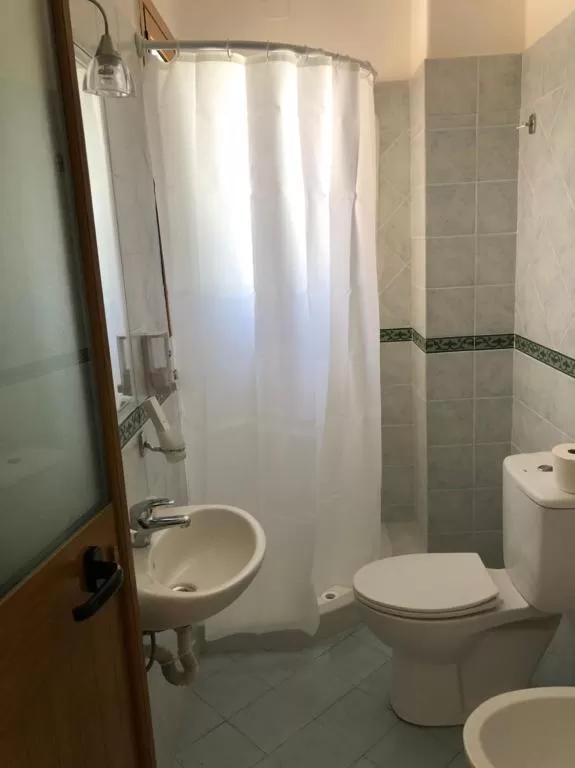 Jerolda - 13 - STD DBL MV 4.jpg